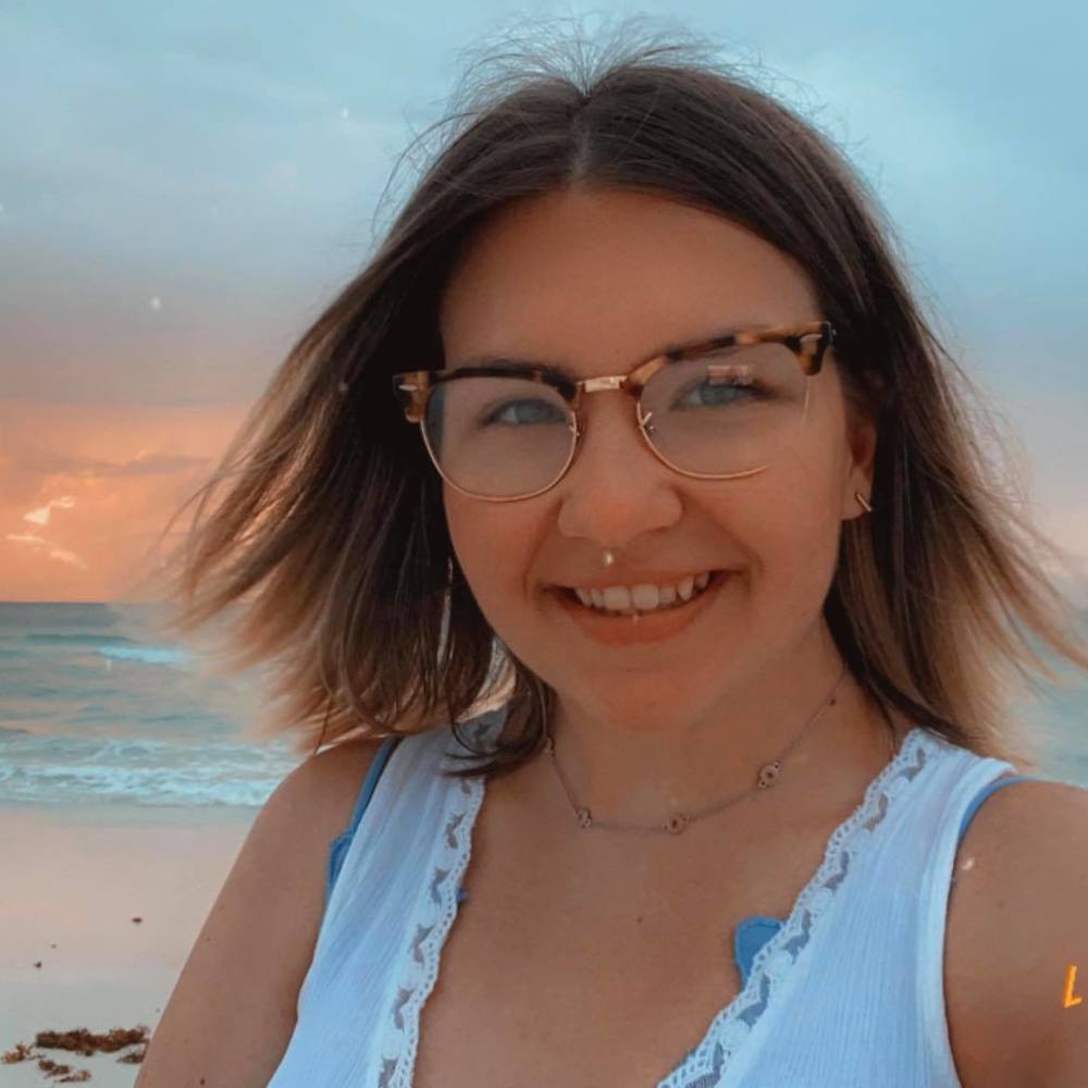 Meet your Posher, Lindy